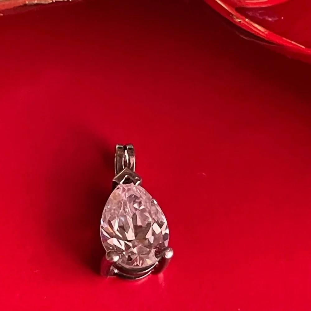 925 Silver Pendant,Elegant Silver Pendant with Clear Gemstone